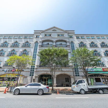Daecheon Benikea Hotel Отели рядом с достопримечательностью «Пляж Тэчхон»