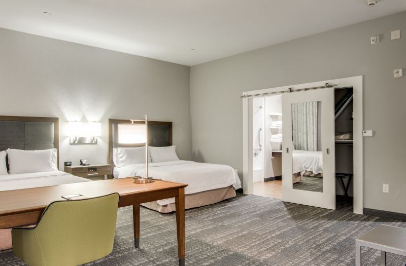 Hampton Inn & Suites Dallas/Ft. Worth Airport South