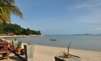 Phangan Rainbow Bungalows