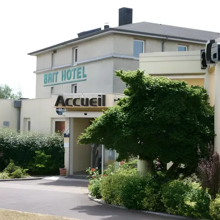Brit Hotel Rennes le Castel