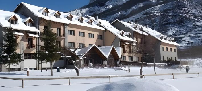 Sommos Hotel Benasque Spa Hotels in Huesca
