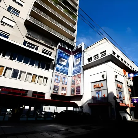 Adalesia Hotel & Coffee
