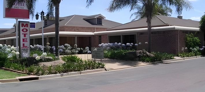 Exies Bagtown Hotels in Griffith