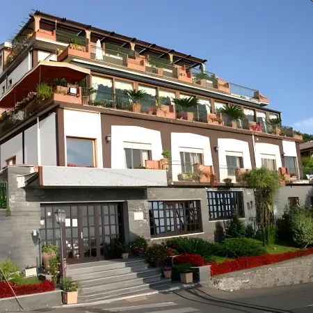 Hotel Primavera Dell'Etna