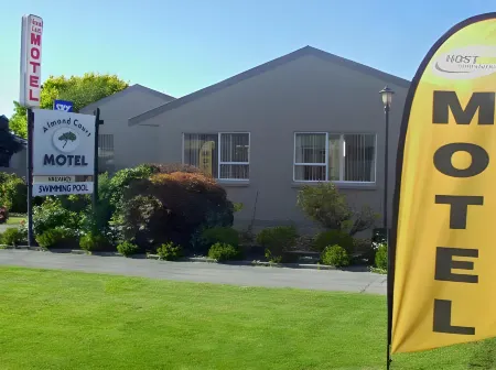 Almond Court Motel