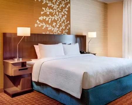 フェアフィールド イン & スイーツ  スーフォールズ エアポート スーフォールズのホテル