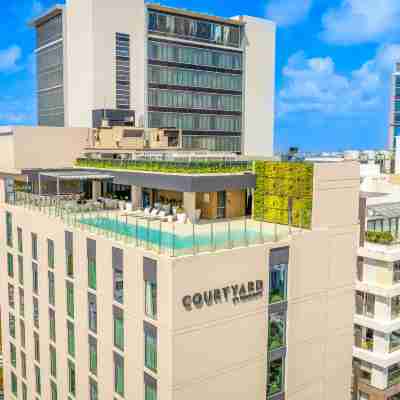 Courtyard Santo Domingo Piantini Hotel Exterior