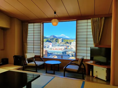 Kameya Ean - con vista montagne