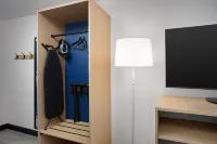 Spark by Hilton Atlanta Cumberland Ballpark Hotels in Cobb County