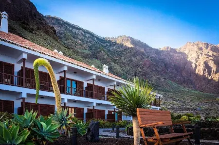 Parador El Hierro - Valverde Отели рядом с достопримечательностью «Playa del Verodal»