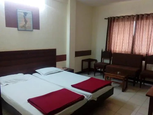 iROOMZ Hotel Samrat Ashok Hotels in Dharwad
