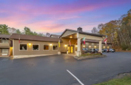 喬治湖貝斯特韋斯特酒店 鄰近Million Dollar Beach的酒店