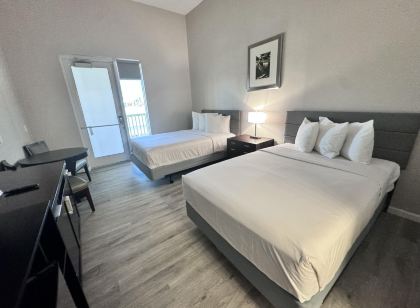 John's Pass Hotel