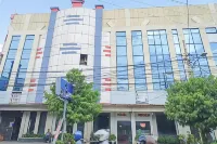 RedDoorz near Mitra Plaza Kota Banjarmasin Hotel di Banjarmasin