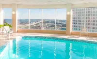 The Pfister Hotel - Pool