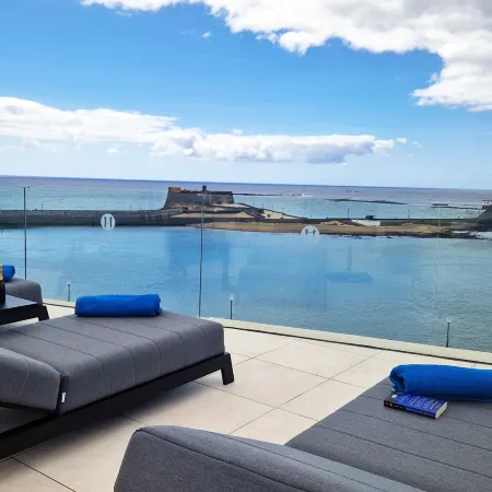 Blue Marina Suites - Boutique Apartments