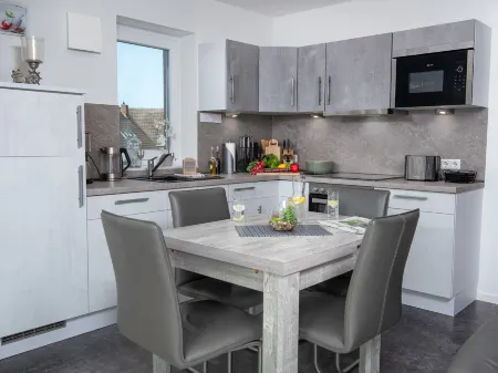 Nordsee Brise Отели рядом с достопримечательностью «Luettje Kaiser, kleinste Waffel-Stube der Welt»