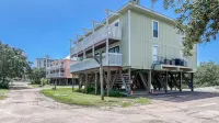 Romar Village 322- Short Walk to Beach Pool Hotels near Surf Style 202: Surf, Swimwear, Sporting Goods in Orange Beach