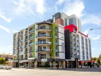 Baileys Serviced Apartments Hotels in East Perth