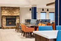 Holiday Inn Express & Suites HAGERSTOWN by IHG - breakfast
