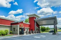 Days Inn & Suites by Wyndham Johnson City Hotels in Johnson City