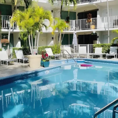 Ocean Mile Hotel Отели в г. Форт-Лодердейл