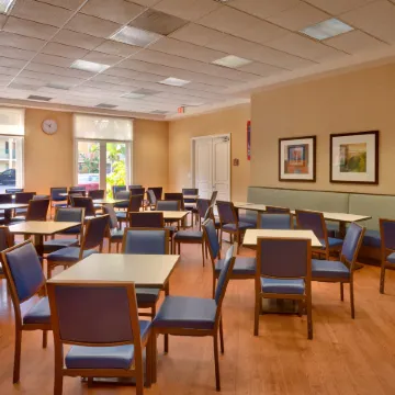 Cortona Inn and Suites Anaheim Resort