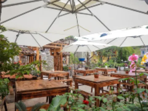 Khói Homestay and Restaurant Hotels in Lung Cu