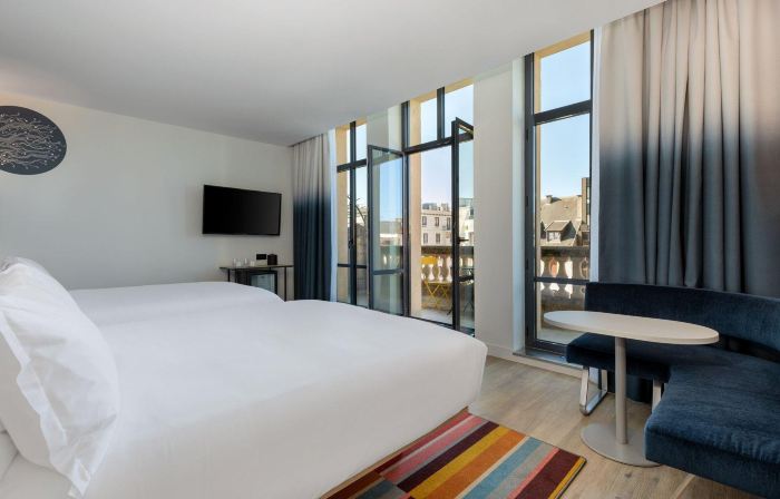Aloft Dijon