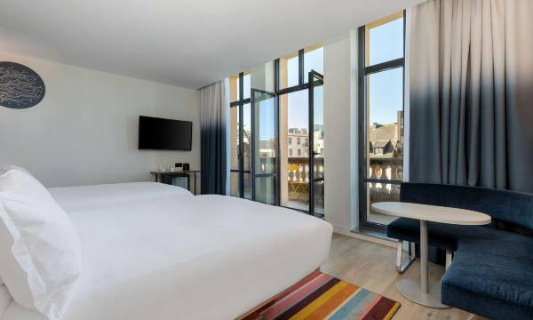 Aloft Dijon