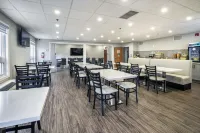 Quality Inn & Suites Hotels in Stoney Creek