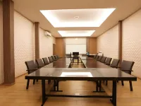 Puri Wisata Hotel