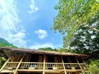 Vayang Retreat and Camping Hoa Binh Hotels in Cao Phong District