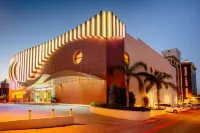 Grand Pasha Hotel & Spa Kyrenia Các khách sạn ở Karakum