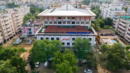 Grand Kakinada by GRT Hotels Отели в г. Какинада