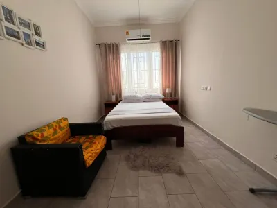 Serene Oasis in East Legon Hills - Chic 2 Bedroom Retreat Hotels near TabZ Bar Restaurant Bakery