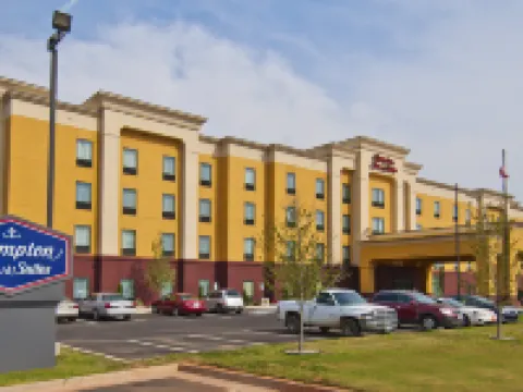 Hampton Inn & Suites Elk City Hotels in Beckham County