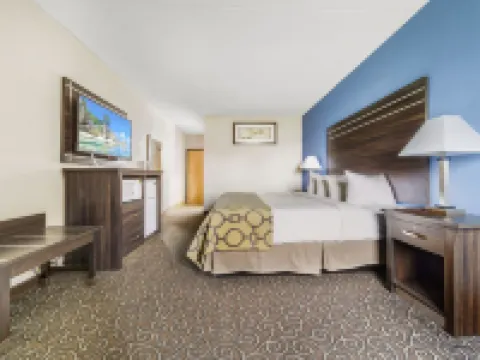 Baymont by Wyndham Muncie Near Ball State University Hotels in Muncie