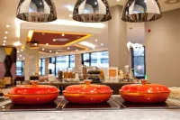 Hampton by Hilton Munich Airport South - breakfast