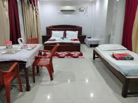 Hotel Sri Saravana Rameswaram