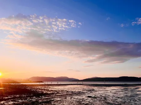 Swan Cove Gourock 1 Bedroom Apartment With Stunning sea Views Отели в г. Гурок