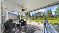 Serene 4BR Lakeside Retreat - Fire Pit & Comm Pool