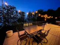 Booking Fall Now! Gorgeous View Home, Beach and ODT + Hot Tub + Dog Friendly