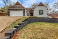 The Woodbriar, close to Hard Rock Casino, downtown Tulsa/BOK + patio w/fire pit Hotels near D W Correll Museum