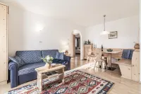 App. ELISABETH - Erlenbach House in Schenna near Merano Hoteles en Scena