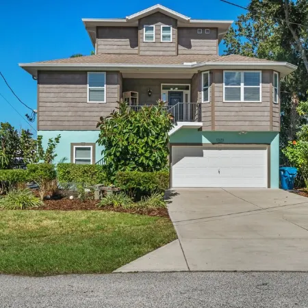 Newly Listed, Sleeps 12, On River W. Kayaks included, Boat Dock , Gulf Access