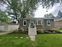 Cozy Family Cottage 2 Bed, 1 Bath Near Lake Michigan Fun and Wine Country - 4つ星