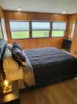 Wineries, Lakes, Parks, Amish Markets, 360 Vistas, Center Finger Lakes 2B, 2B!