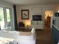 Lesum-auen. Ruhige Ferienwohnung mit Terrasse und Garten Hotels in Osterholz
