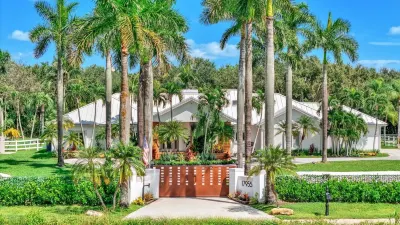 Elite 6Br Sports Resort: Heated Pool & Pro Courts Hotels in der Nähe von Camp Owaissa Bauer